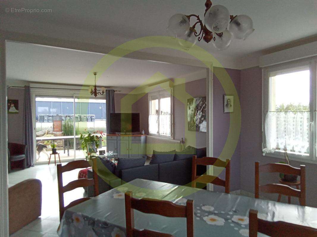 Maison à DESERTINES