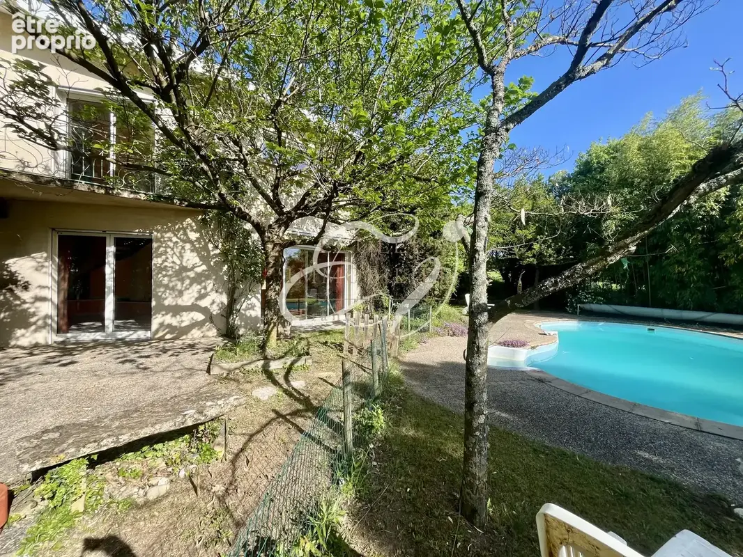 Vente 69570 dardilly maison 200 m2 sur une parcelle de 1476 m2 avec piscine - photo 14