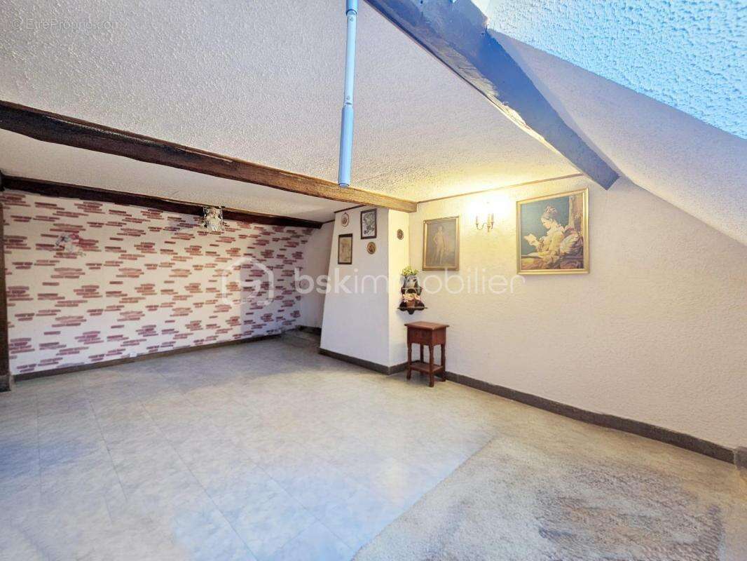 Maison à SAINT-GONDON