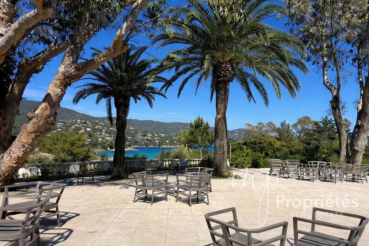 Appartement à LE LAVANDOU