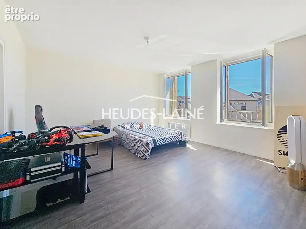 Appartement  F4 3 chambres 99m²  centre-ville - 50300 AVRANCHES - photo 4