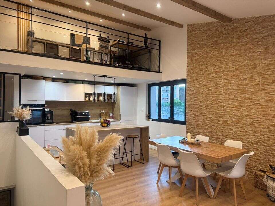 ARCHITECTE - Maison à MARSEILLE-13E