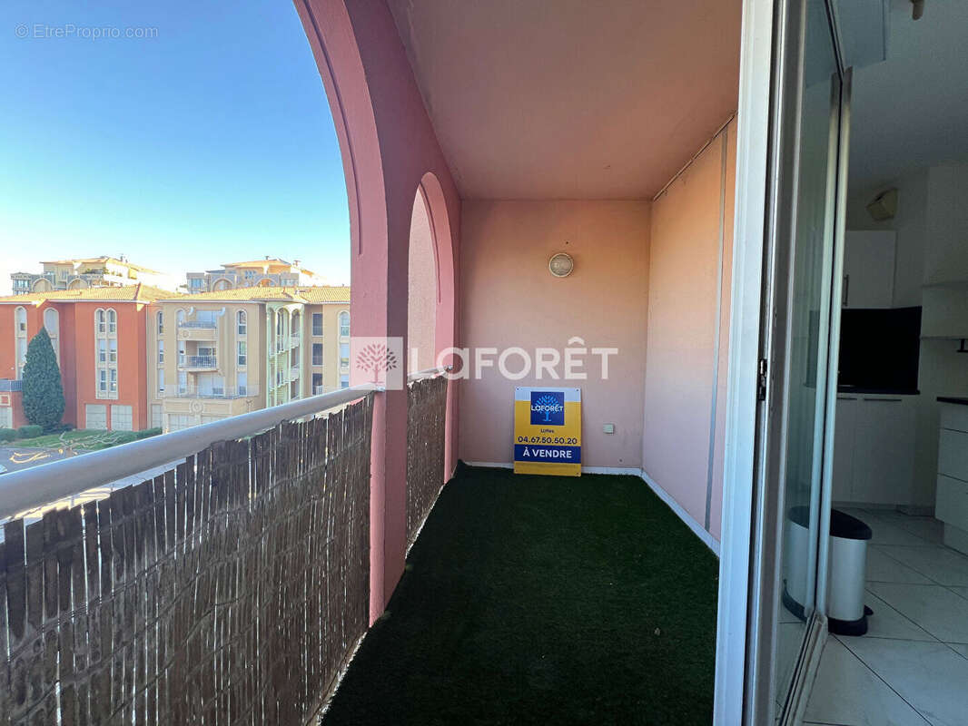 Appartement à LATTES