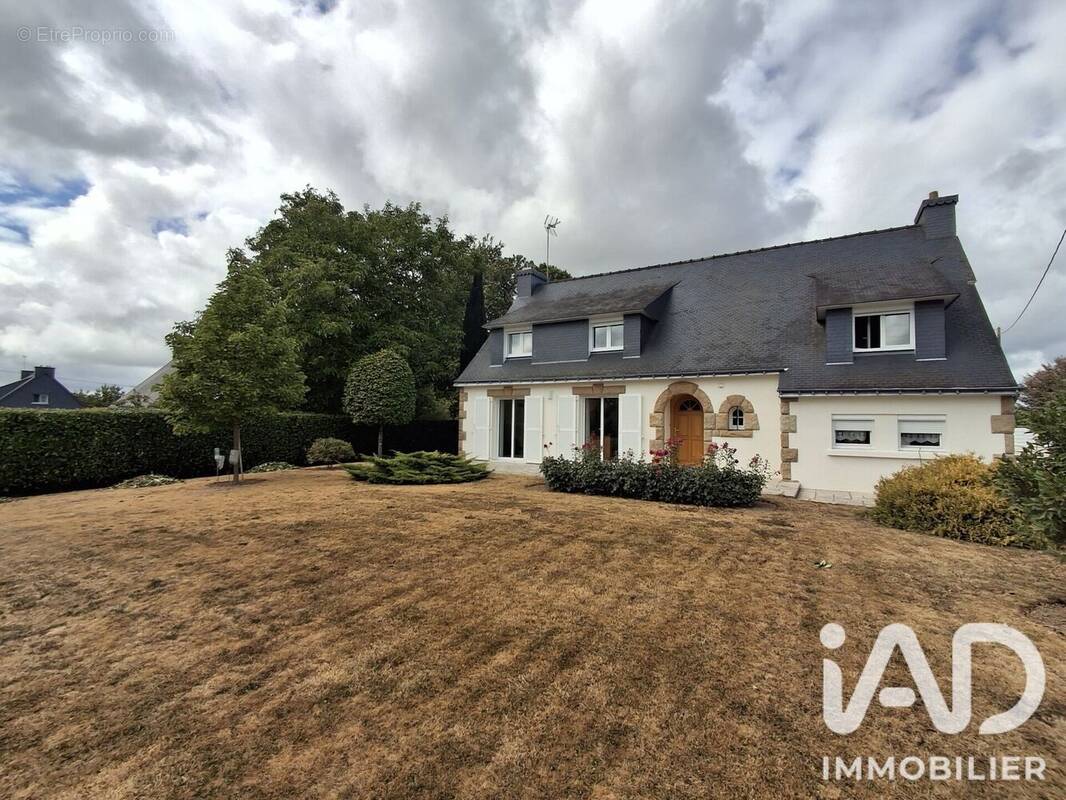 Photo 1 - Maison à TREMEVEN