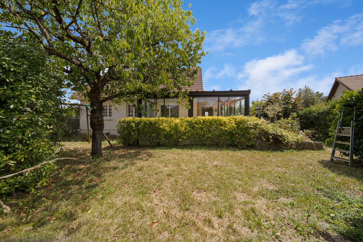 Maison à SAVIGNY-LE-SEC