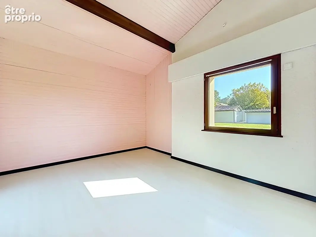 Maison familiale 6 pièces  218 m² Saint-Médard-en-Jalles - photo 16