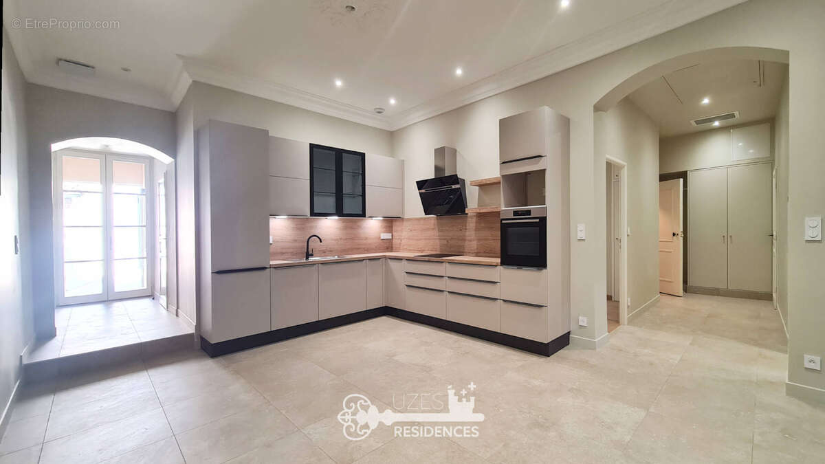 Appartement à UZES