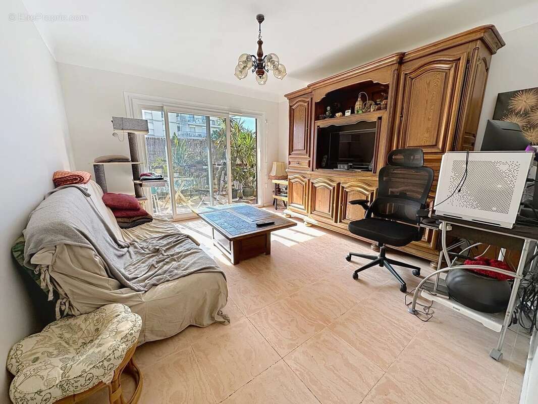 Appartement à LE CANNET