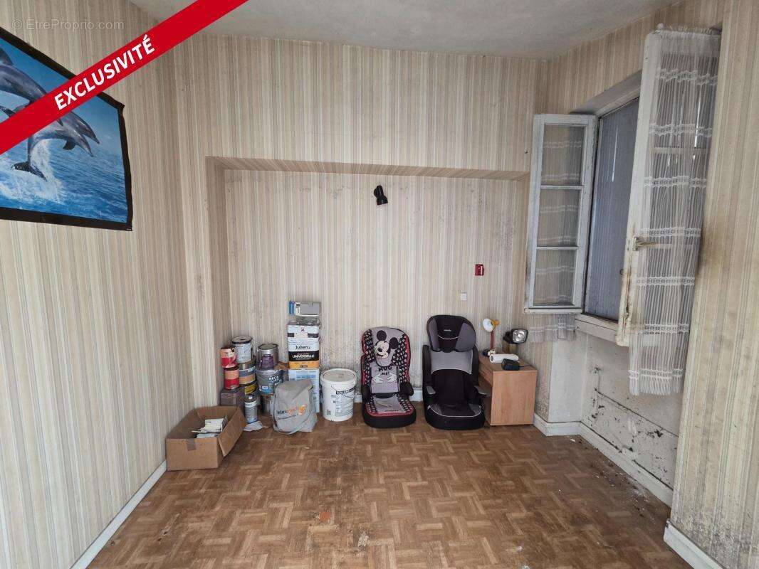 Maison 73 m² à rénover – Garage, terrain de 1 000 m² – Saint-Jean-d’Angély - photo 10