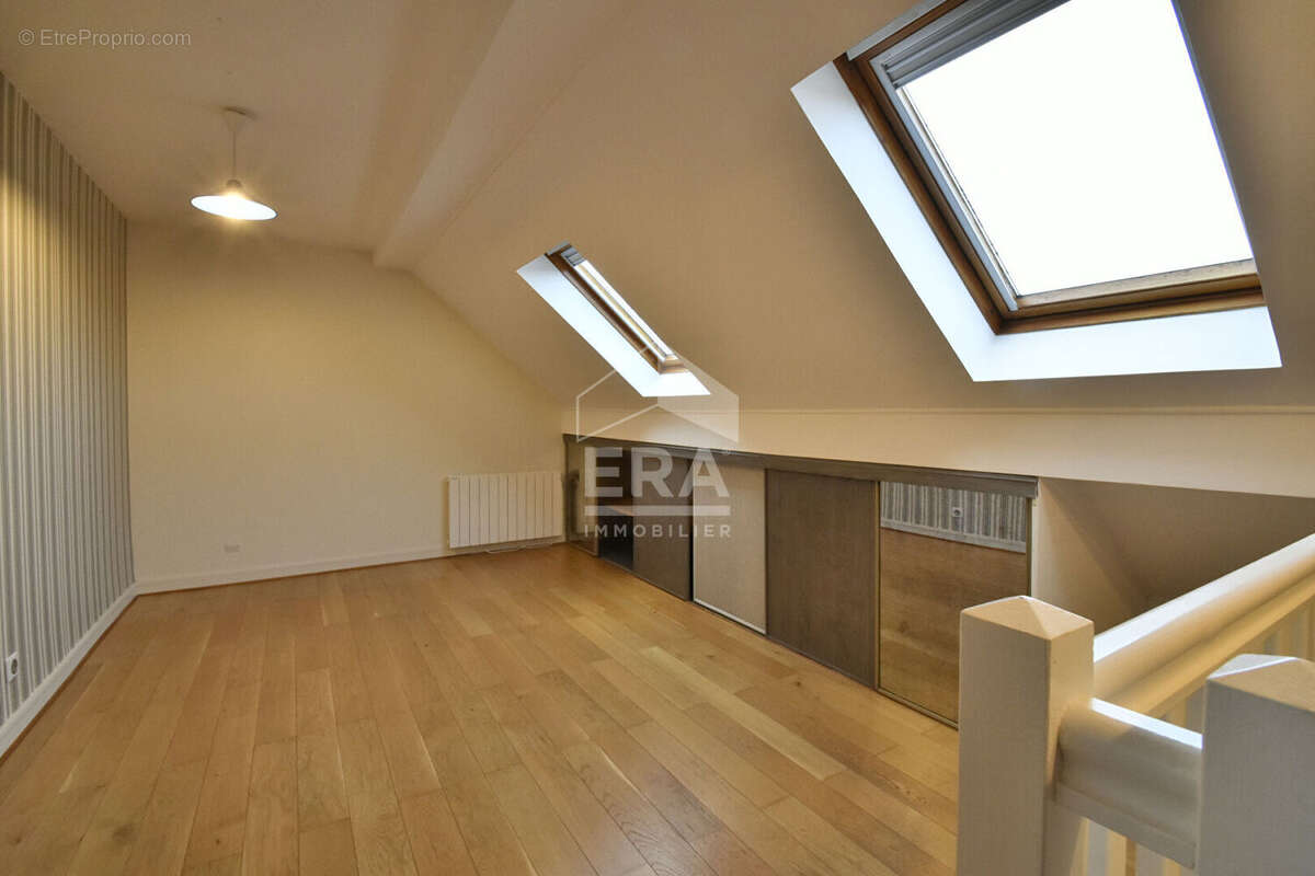 Appartement à JOUARS-PONTCHARTRAIN