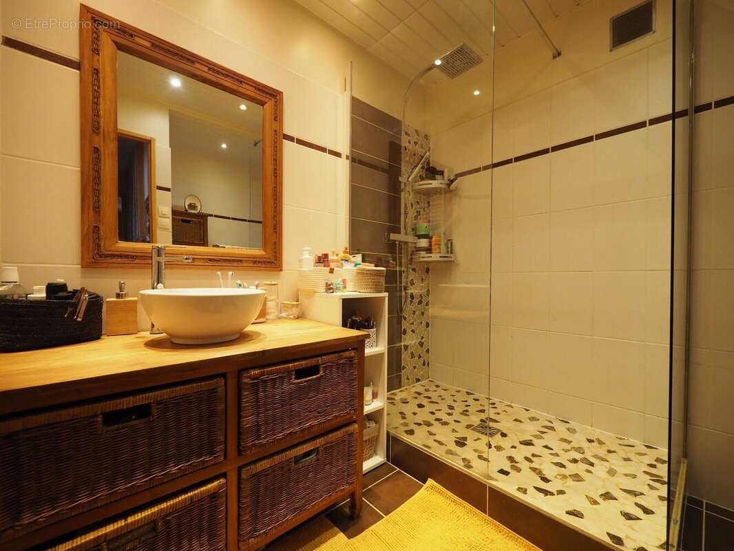 Appartement à BOIS-D'ARCY