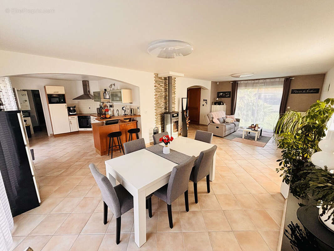 Maison à BASSE-GOULAINE