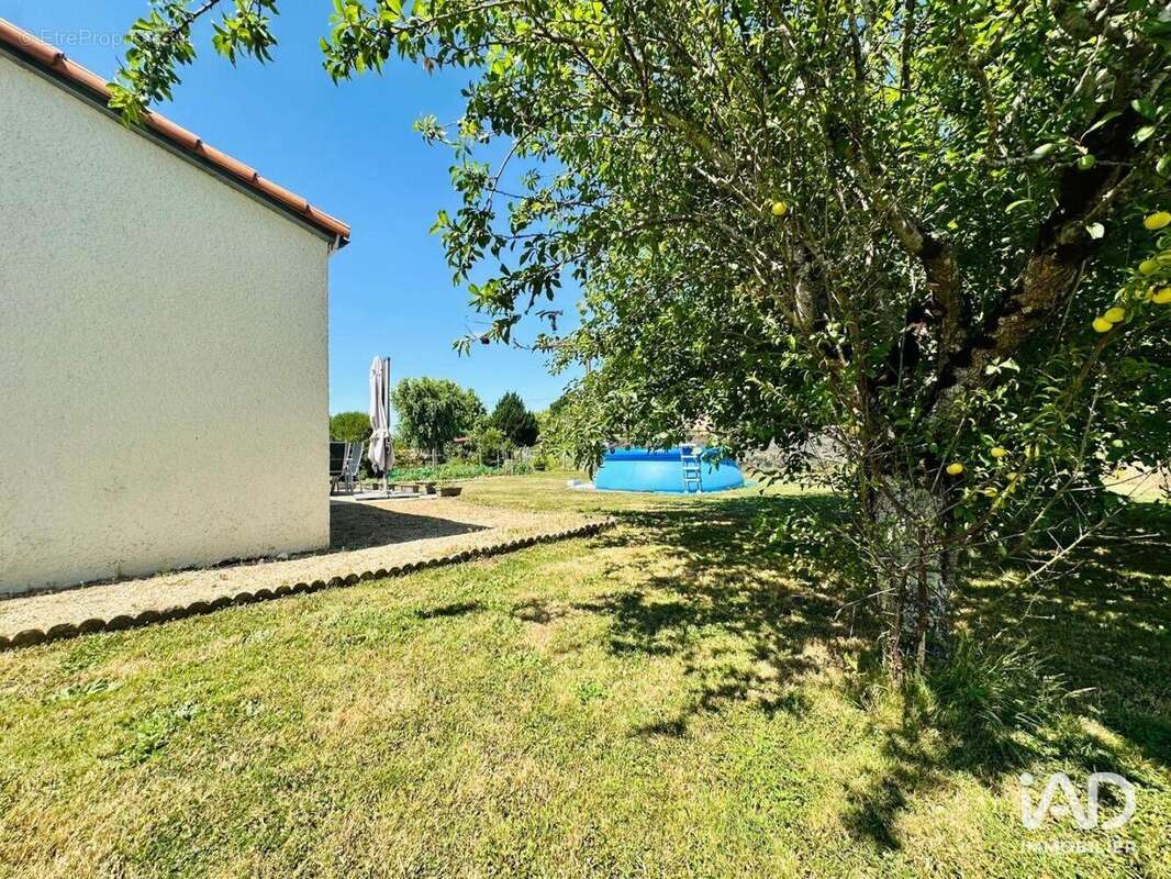 Photo 7 - Maison à SAINT-JUST-LUZAC