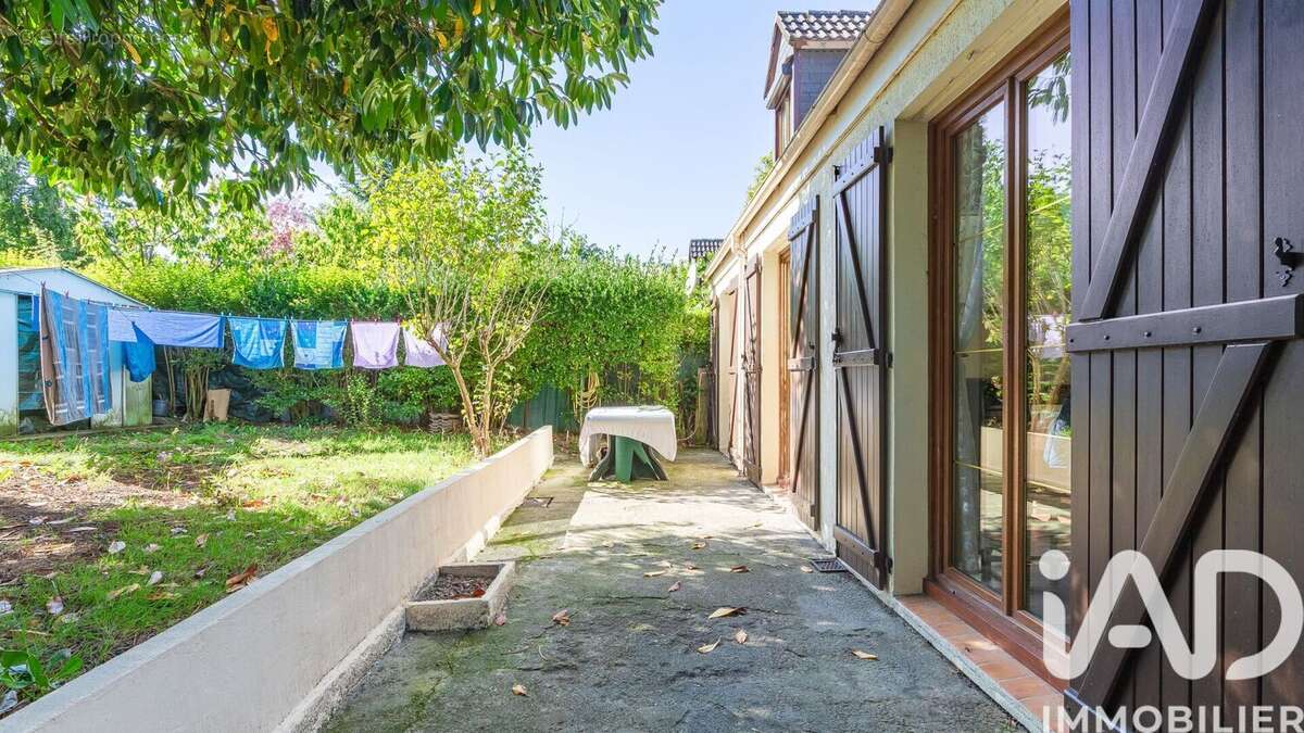 Photo 2 - Maison à LIMEIL-BREVANNES