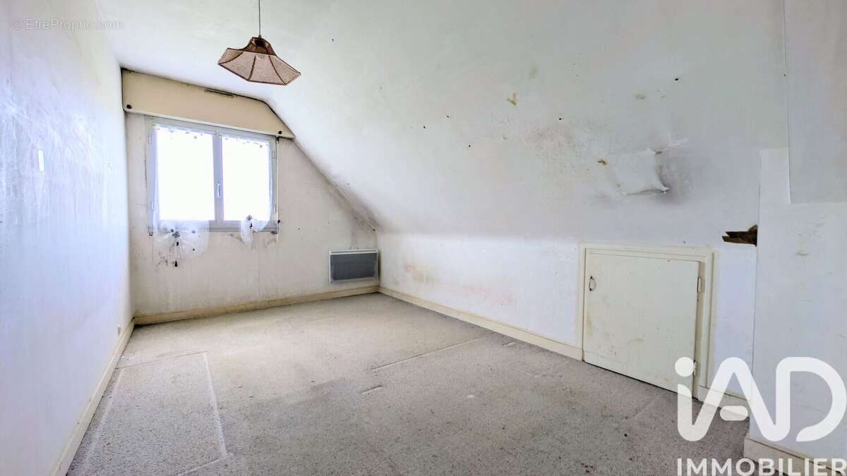 Maison 94 m² à Bignan  - photo 8
