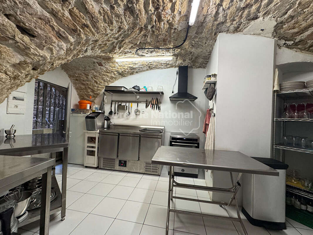 Commerce à SOMMIERES