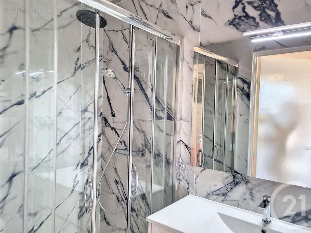 Appartement à SAINT-CYPRIEN