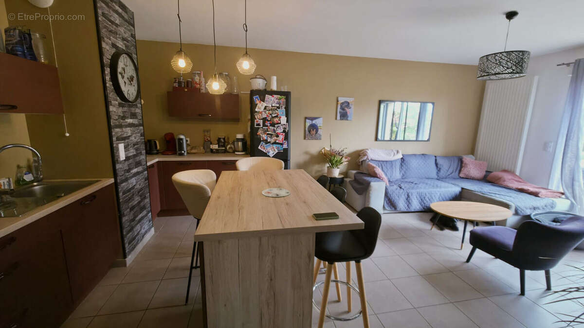 Appartement à LE RHEU