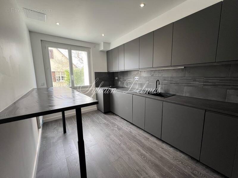 Appartement à SAINT-CYR-SUR-LOIRE