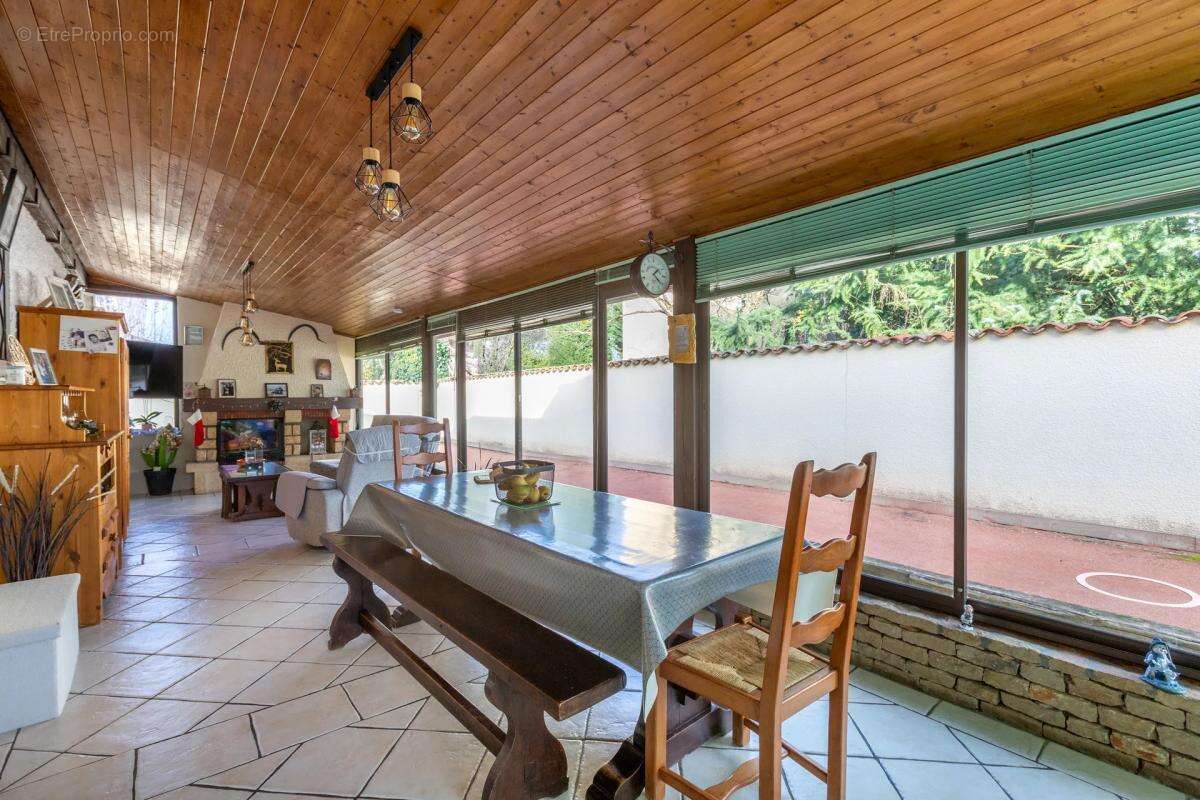 Maison à SAINTE-EUPHEMIE