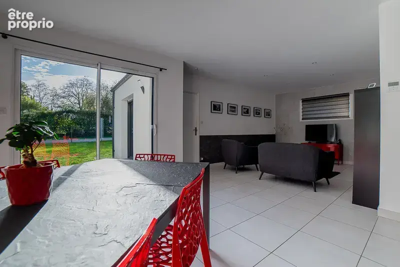 Maison plain-pied, 4 chambres, 733 m² jardin - photo 3