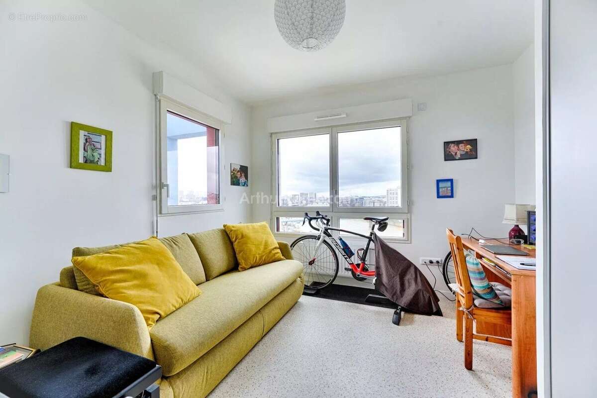 Appartement à IVRY-SUR-SEINE