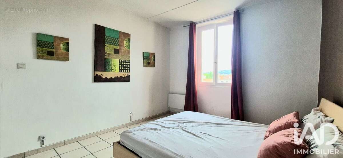 Appartement 46 m² à Saint-Etienne  - photo 7