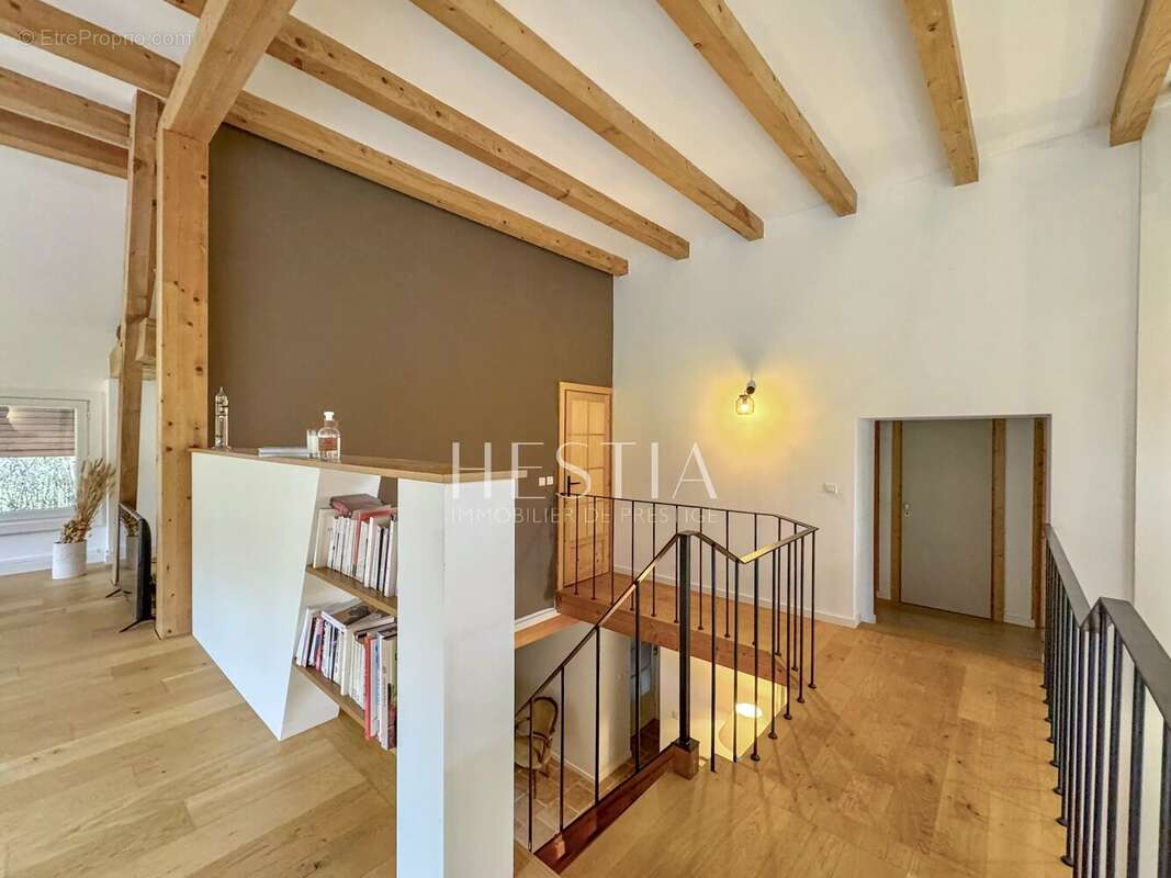 Maison à ALLONZIER-LA-CAILLE