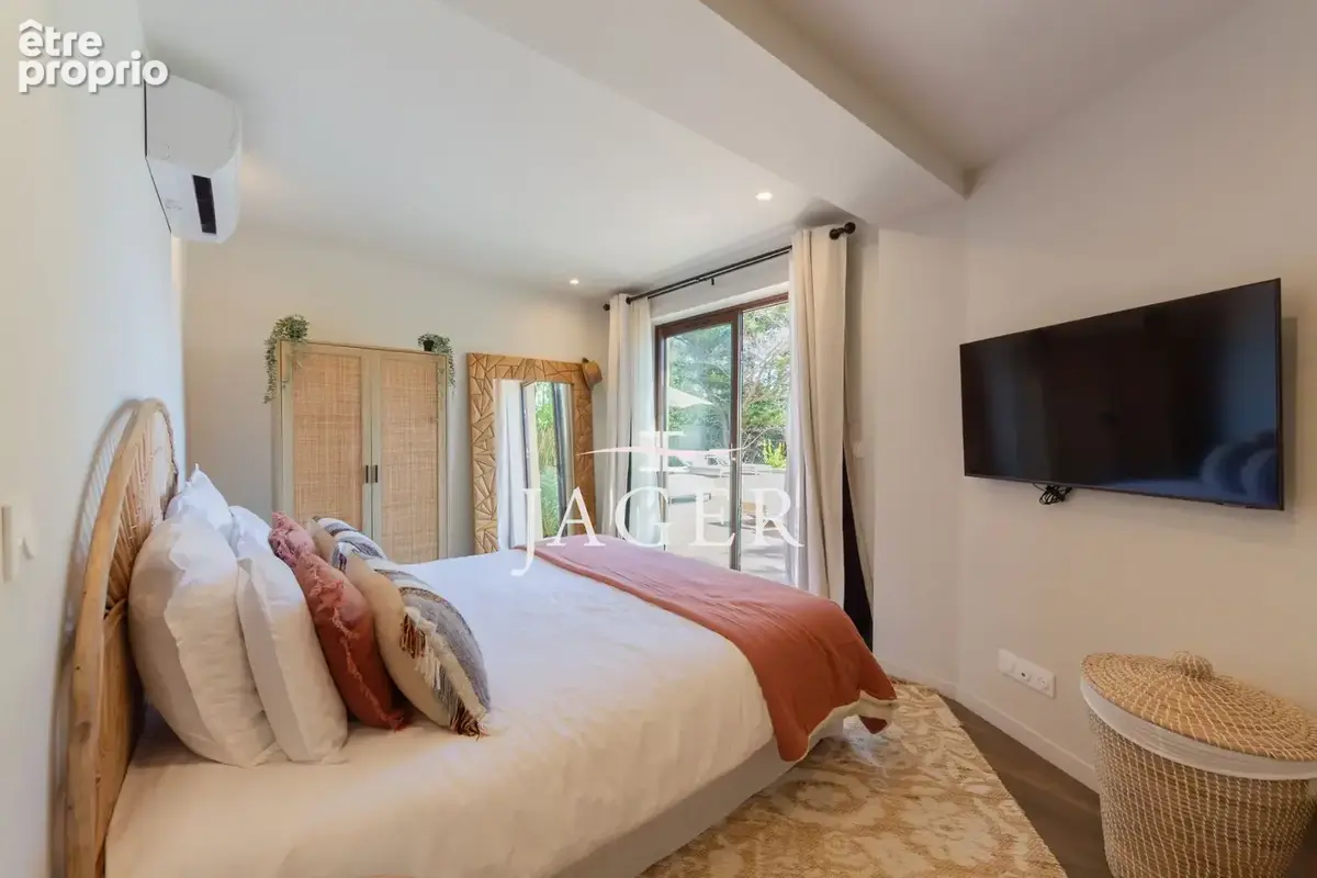 Maison 4 pièces 160 m² à vendre à Frejus (83370) - photo 9
