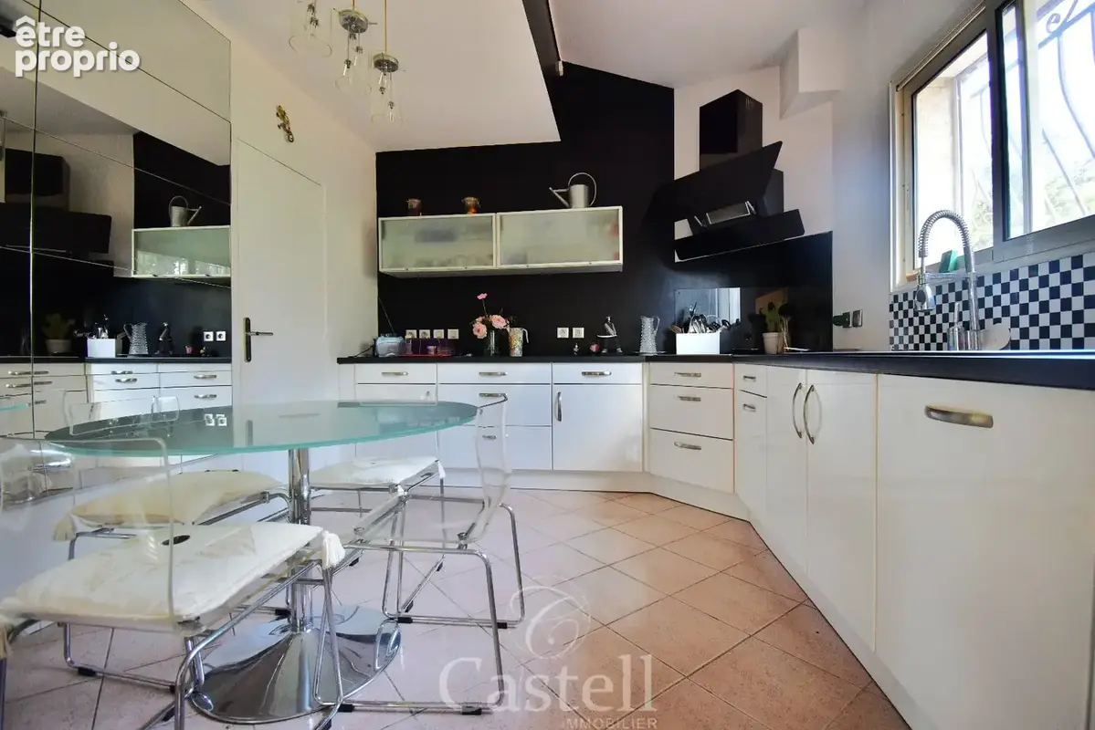 Magnifique villa languedocienne de type 5, avec garage et piscine... - photo 19