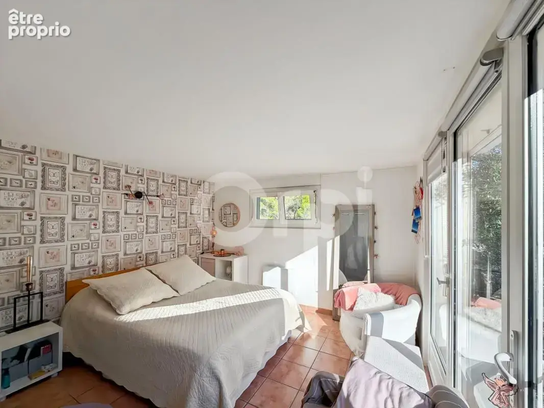 COUP DE COEUR – Maison familiale de 200 m² avec piscine, vue panoramique et T2 indépendant - photo 7