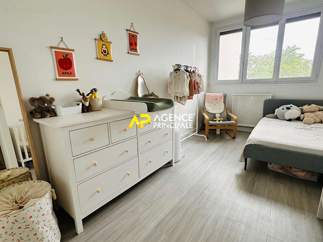Appartement à SARTROUVILLE