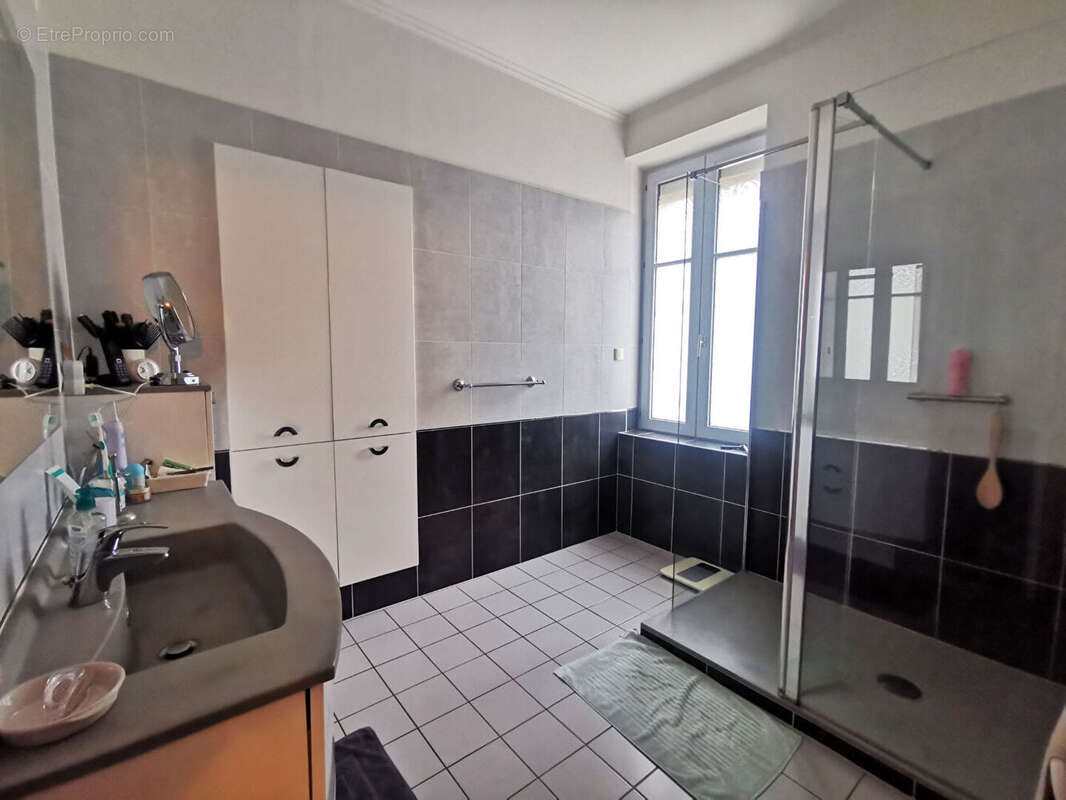 Maison à SAINTE-PAZANNE