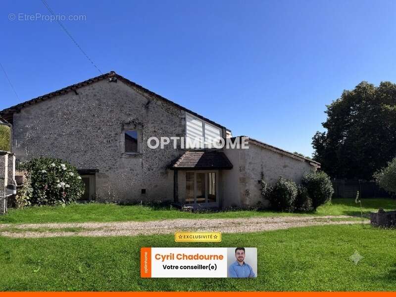 Maison à BOURDEILLES