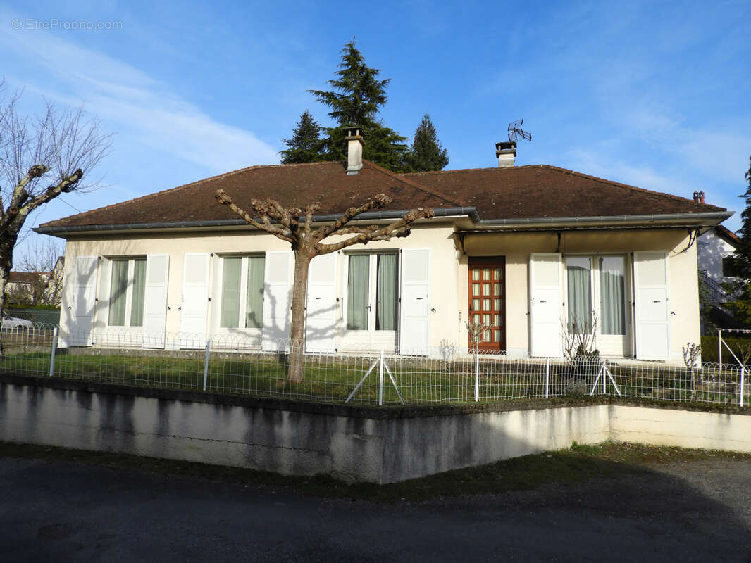 Maison à VILLEFRANCHE-DE-ROUERGUE