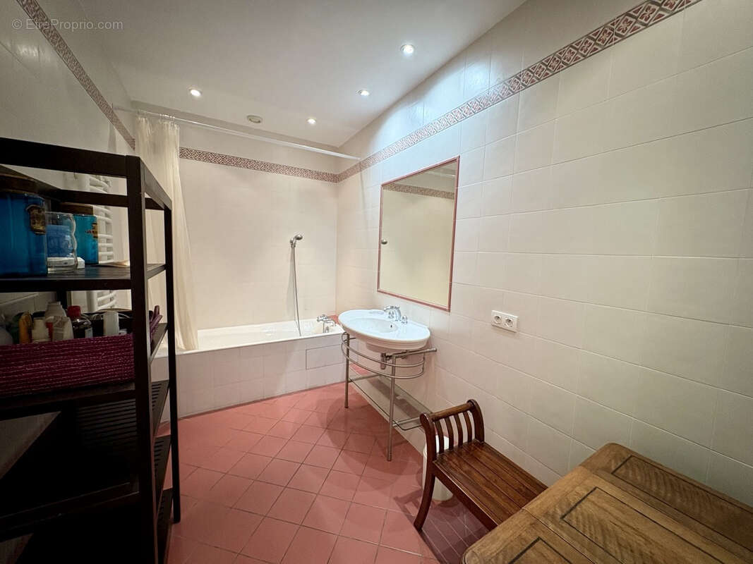 Appartement à SAINT-TROPEZ