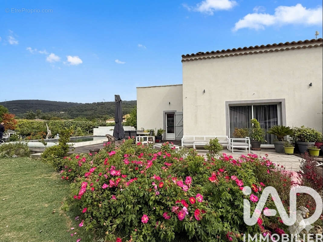 Photo 2 - Maison à BESSE-SUR-ISSOLE