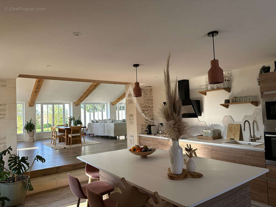 Maison à BREUIL-MAGNE