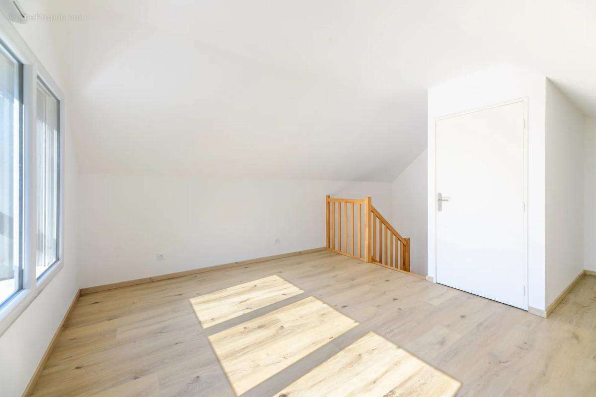 Appartement à CHAMBRAY-LES-TOURS