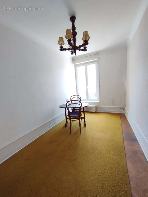 Maison à CIREY-SUR-VEZOUZE