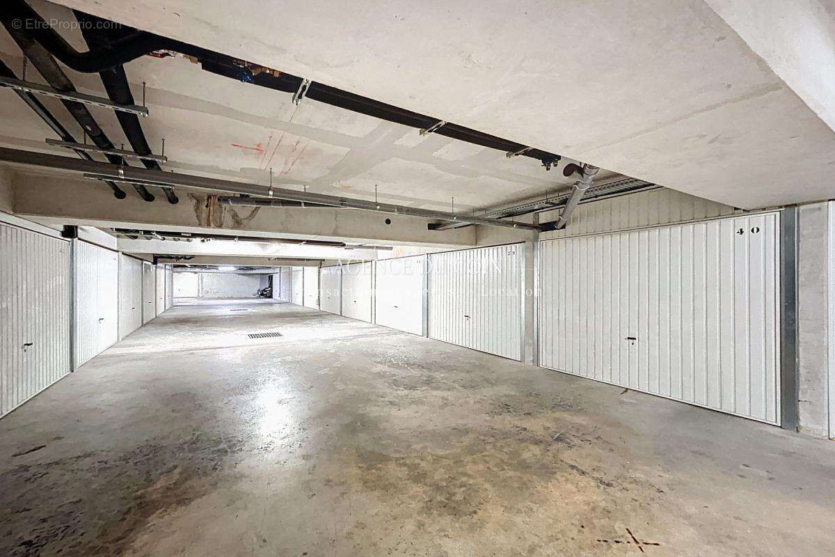 Appartement à LE MUY