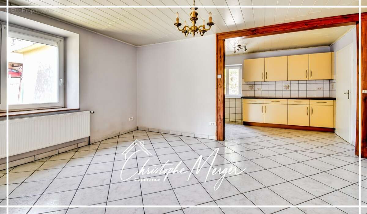 Maison à vendre 3 chambres 115m² à Hangviller (57) proche de Phalsbourg, avec grand jardin et sous-sol - photo 5