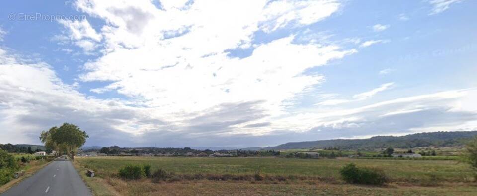 Terrain à SAINT-LAURENT-DE-LA-CABRERISSE
