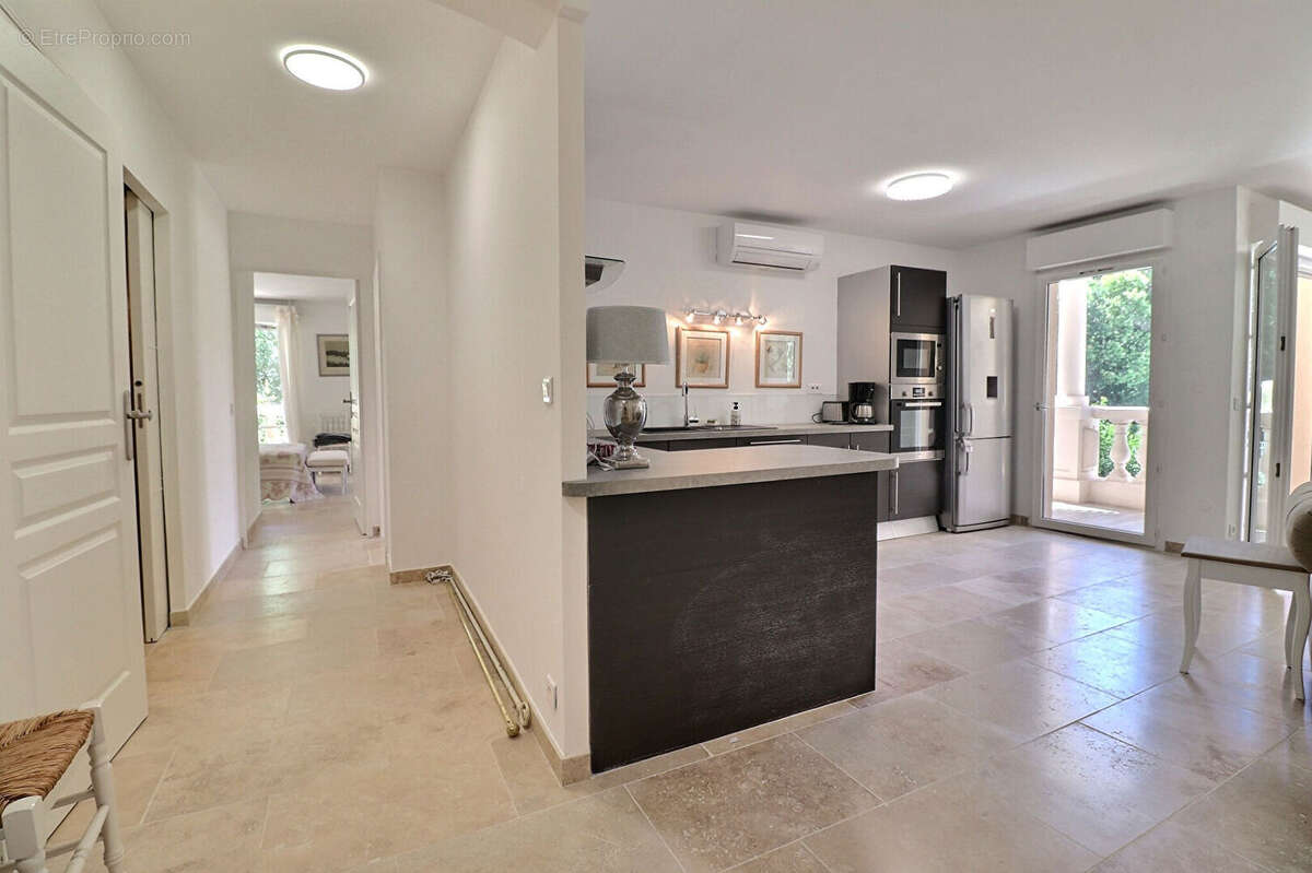 Appartement à FREJUS