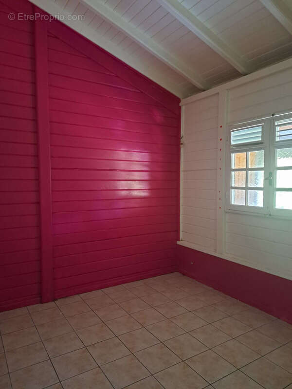 Maison à CAPESTERRE-BELLE-EAU