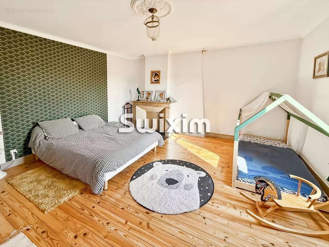 Maison à SAINT-MARCEL-LES-SAUZET