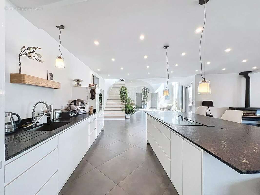 Maison à CAGNES-SUR-MER