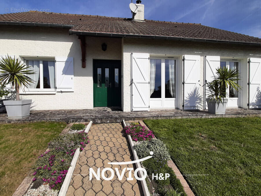 Maison à SCORBE-CLAIRVAUX