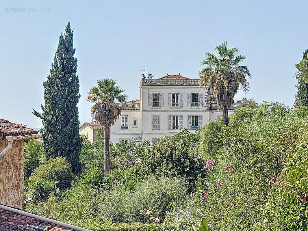 Appartement à HYERES