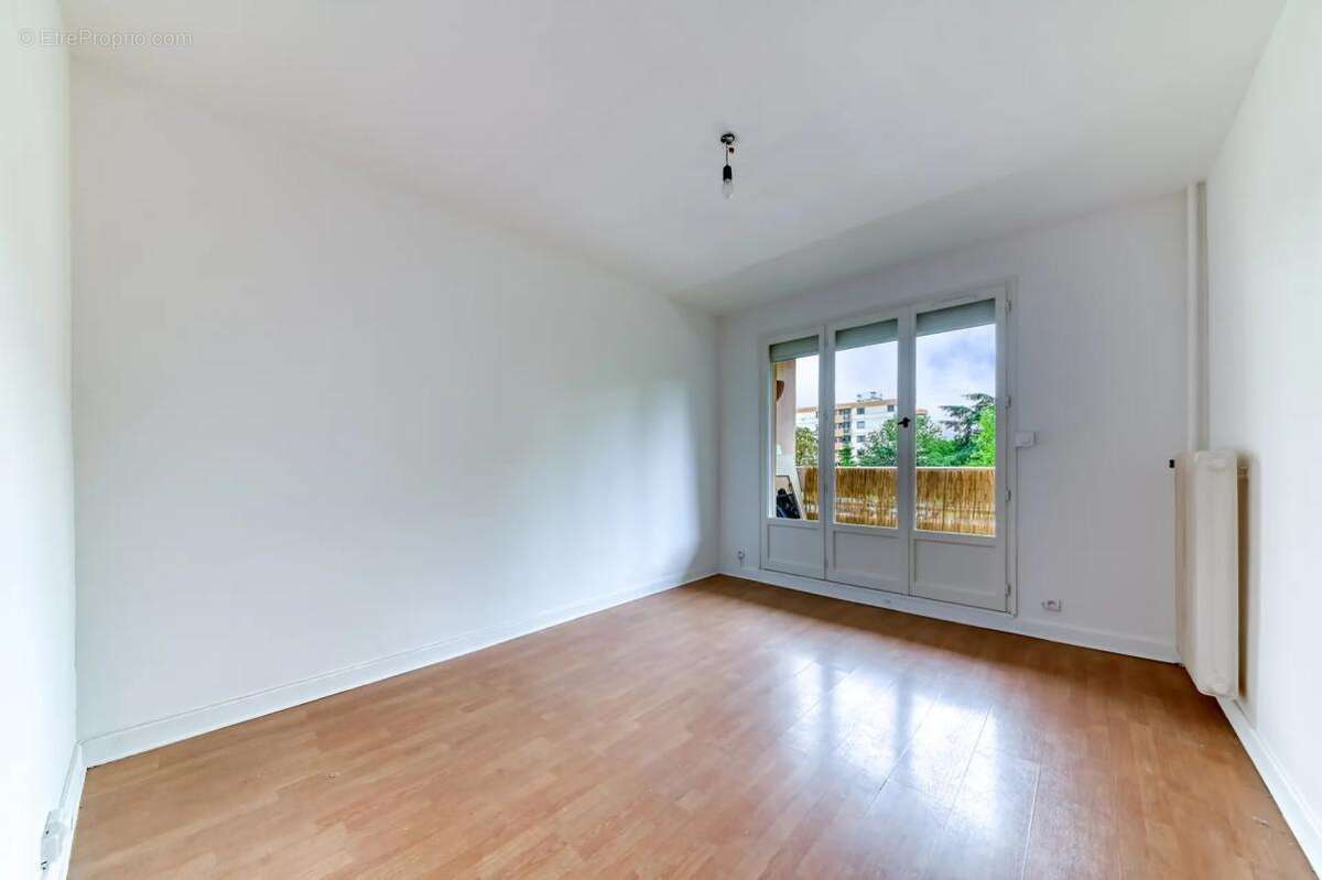 Appartement à VENISSIEUX